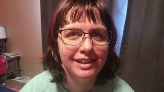 What's Gabby going to eat?   #hh4c #helpinghands4cruising #carnivalhorizon #abcislands