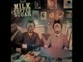 Milk coffee & sugar - Elle(s) 