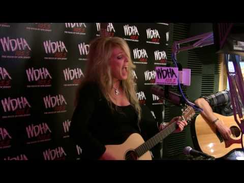 Janet Gardner Performs Edge Of A Broken Heart At WDHA