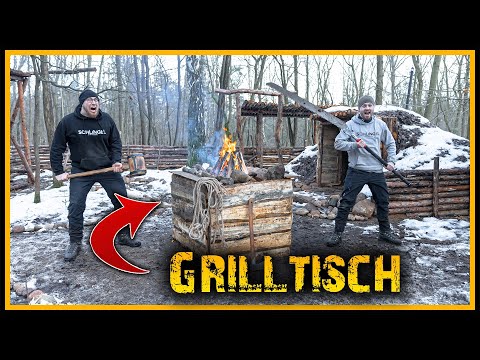 Grilltisch im Wald gebaut - Outdoor Bushcraft Deutschland