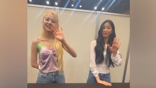 They looked at her with an expression of disgust because of this #Kpop 