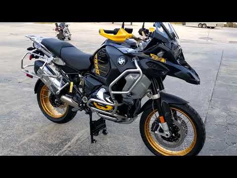 Walkaround! 2021 BMW R1250GS Adventure "40 Years GS" Edition
