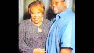 DENISE LASALLE-  SANTA'S  GOT THE CHRISTMAS BLUES