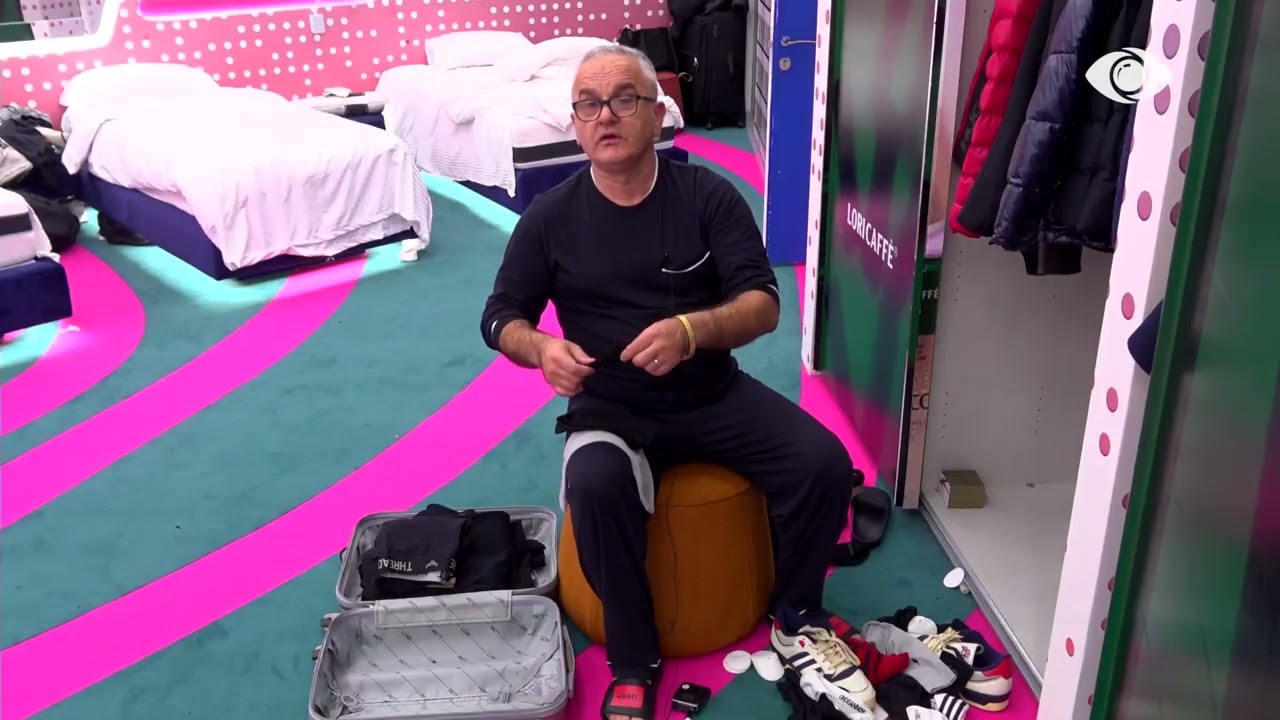 Ti Mirin e rrotullon me gisht…/ Artani i hedh 'kunja' Selinës, reagon Miri