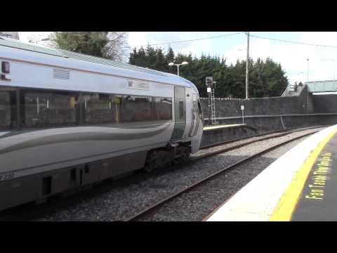 Irish Rail 22000 DMU 22022 arrives at Mullingar for Dublin