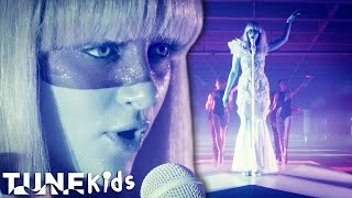 The Way I Was | Jem And The Holograms (2015) | TUNE: Kids