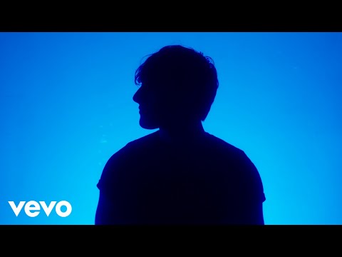Thomas Day - I Don't Wanna Leave Just Yet (Official Video)
