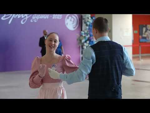 Первый инклюзивный бал прошёл в Приморье.