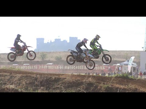 La salida de la prueba final MX1 del Trofeo Provincial de Motocross en El Pinillo