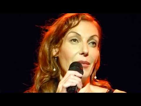 UTE LEMPER - Décimo (último) segmento del concierto en el CCK - 00071