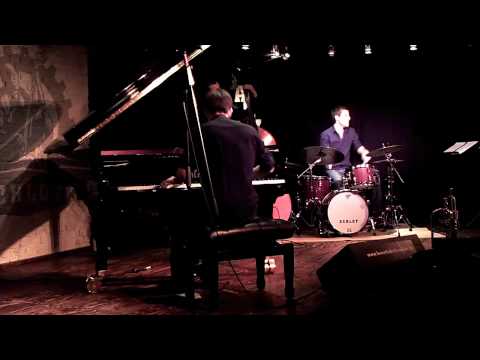 Christian Pabst Trio - Fly And Unfold