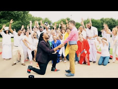 #LoveWin | The Most Fantastic Flash Mob Proposal