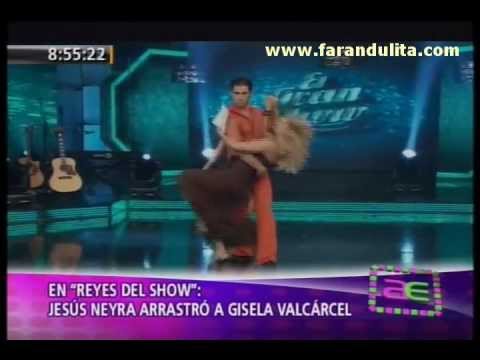 AE 05-12-2011 Jesus Neyra conquetea con Gisela Valcarsel