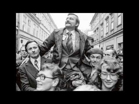 Psalm stojących w kolejce w wykonaniu uczniów Technikum ZDZ w Katowicach