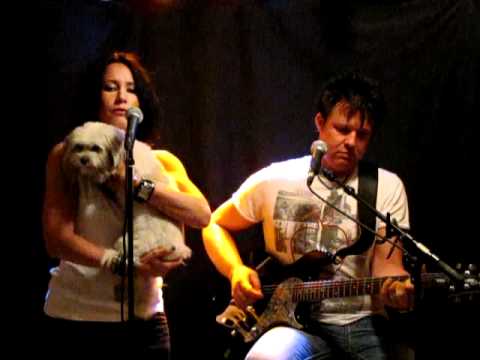 Mirja Qee & Ingemar Albo - Den jag kunde va.(Mikael Wiehe)