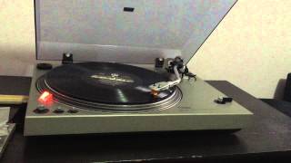 Pete Townshend - Uniforms (from vinyl)