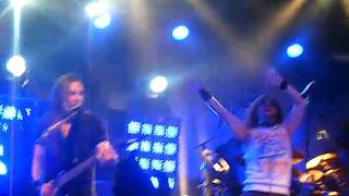 Sonata Arctica - Vodka Song + Outro Everything Fades To Gray (live E. Montmartre Paris 16/03/11)