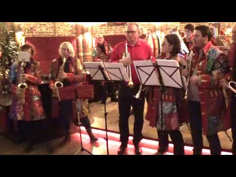 Brasserie Abshoave: Kapelletreffen: Bontj en blauw uit Munstergeleen