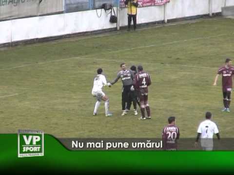 Nu mai pune umărul
