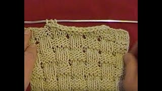 Scollo a barchetta sagomato