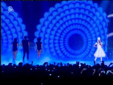 Dhmos Anastasiadhs & Nantia Mpoule - Ta kalokairia - Summer time (VMA MAD 2011)