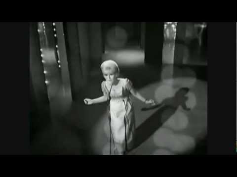 download lagu mp3 mp4 Dusty Springfield Anyone Who Had A Heart, download lagu Dusty Springfield Anyone Who Had A Heart gratis, unduh video klip Dusty Springfield Anyone Who Had A Heart
