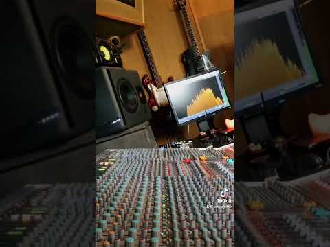 Weniger Höhen machen den Mix klarer | Mit Audio Beispiel ✔️ #osmator #studiotipps #ossypfeiffer