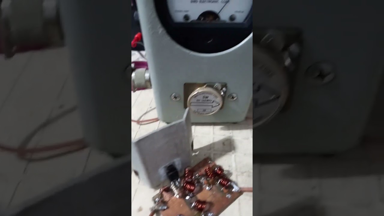 Fm transmitter 4 watt #fm #fmtransmitter #radio #radiobroadcasting #howtomake #c1971 #pll #rf