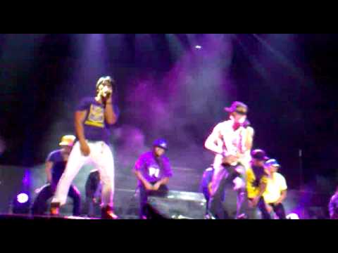 MAINIT - Kenjhons, Q-York, Chelo and Philippine All-Stars - DOLL DOMINATION 2009 (MANILA)