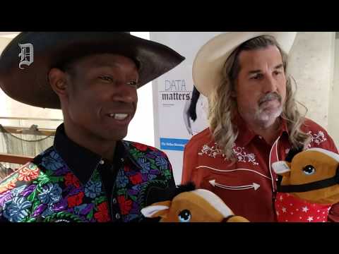 Lil Nas X, Billy Ray Cyrus (AKA Clinton Yates, Tim Cowlishaw) stop by the DMN on Halloween