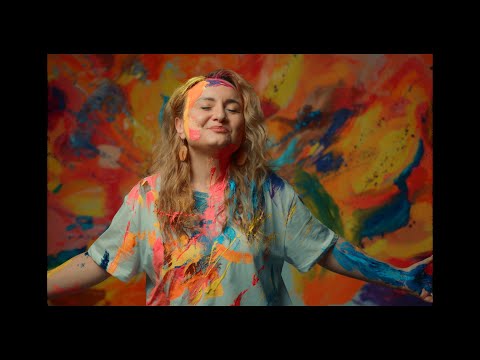 Ana Kui - Ești iubit ( Official Music Video )