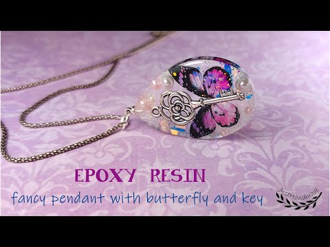 ~JustHandmade~ Epoxy resin fancy pendant with butterfly & key - tutorial / sparkling jewelry / DIY