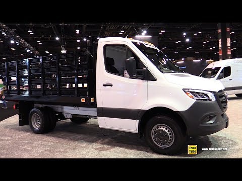 2019 Mercedes Sprinter Cab Chassis 3500 XD - Exterior Interior Walkaround - 2019 Chicago Auto Show