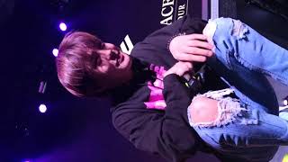 A.C.E in Moscow - 5tar (crying Donghun, Jun, Chan, banners for Donghun&#39;s birthday), Take Me Higher