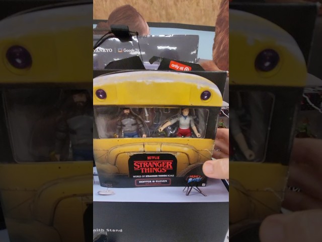 Vídeo relacionado con FaNaTtik Stranger Things Eleven and Hopper - Moneda coleccionable