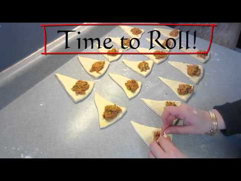 Libyan Tuna Stuffed Bread - Khebaiza bil Tuun