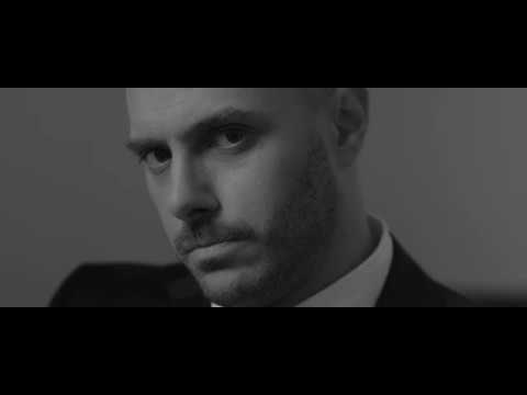 Max Hozić  - Ti Si Kraljica (Official Video)