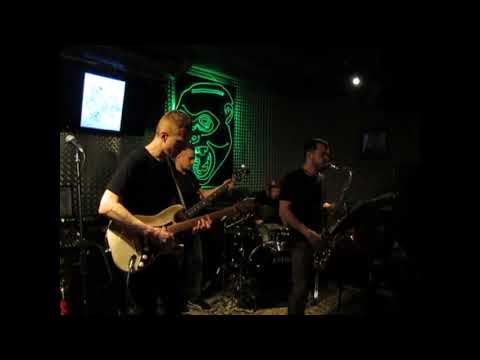 Босс Терпит Фиаско - Исследуя настоящее