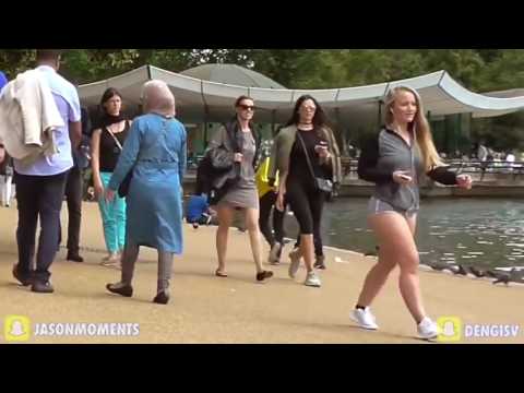 Big Booty In Public