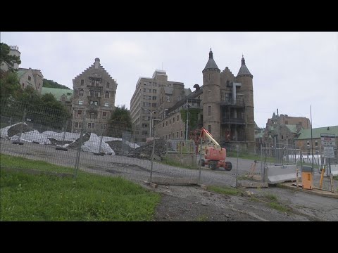 APTN National News August 8, 2023 – Search on hold, Red dress collection