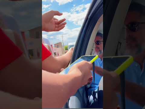 Marcos Mion conhece a 'Cidade do Forró ' de Dorgival Dantas em Olho d'Água do Borges (RN)