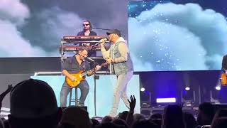 Cole Swindell - Middle Of A Memory (Live) - Xcite Center at Parx Casino, Bensalem, PA - 2/7/25