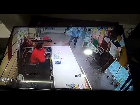 FIRING IN MOGA,ATTACK RECORDED  IN CCTV,POLICE REACHED IN  SUPERSHINE SHOWROOM