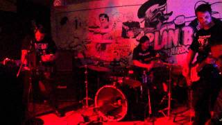 Video DÍRY - živák Plan B Ostrava