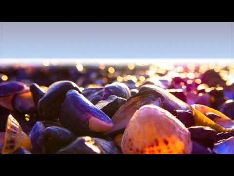 Premiere Abrão - Too late to Ganges (Red Axes Remix)