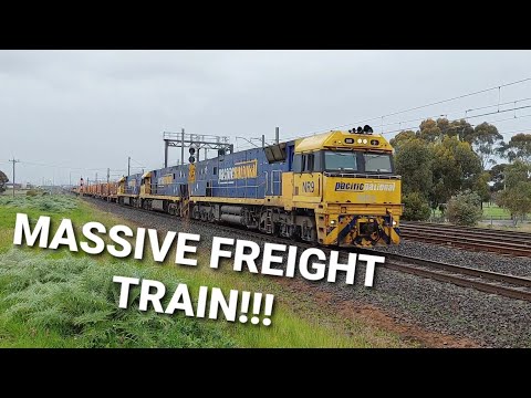 MASSIVE FREIGHT TRAIN AT LAVERTON - 12,000 HP!!!