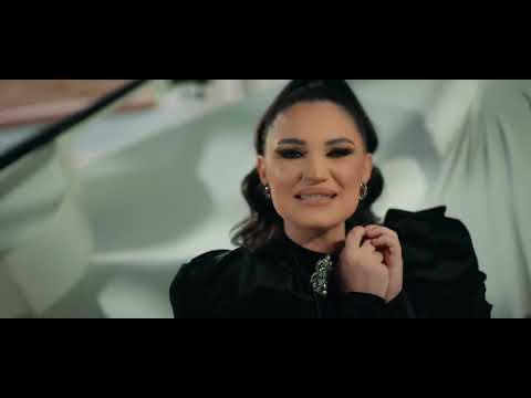 Andrada Barsauan 🌹 🌹🌹💫🌌Visez noaptea trandafiri 🥀 🥀 🌹