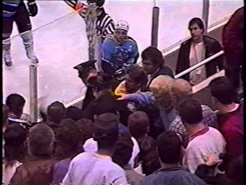 Huntsville Blast vs Fans 93/94 ECHL