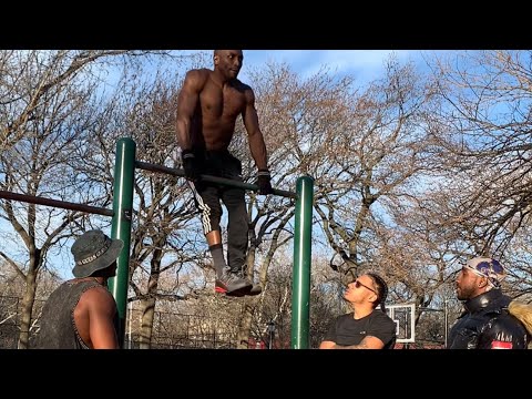 25 muscle ups 100 push-ups in 5 minutes challenge!@BrolyGainz007 @gokupump