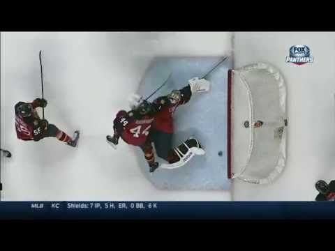 Incredible stick save by Luongo @ Stars